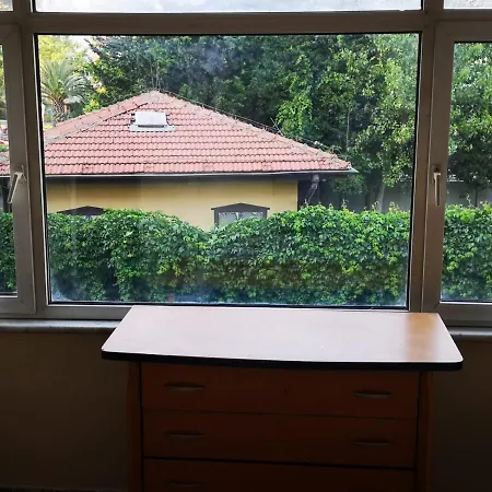 Flat In The Centre Of Suitable To 4 Person *